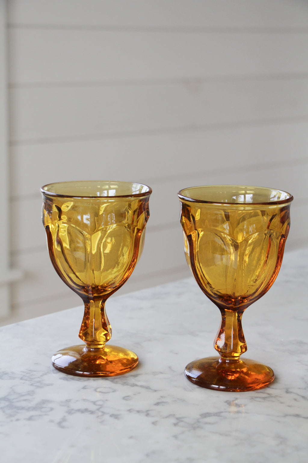 Amber Coupes